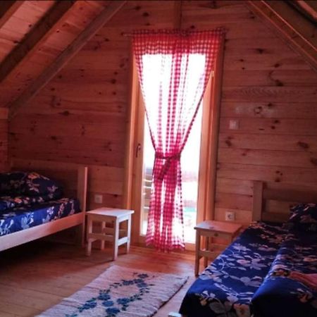 Eco Village Jasavic Plav Eksteriør bilde